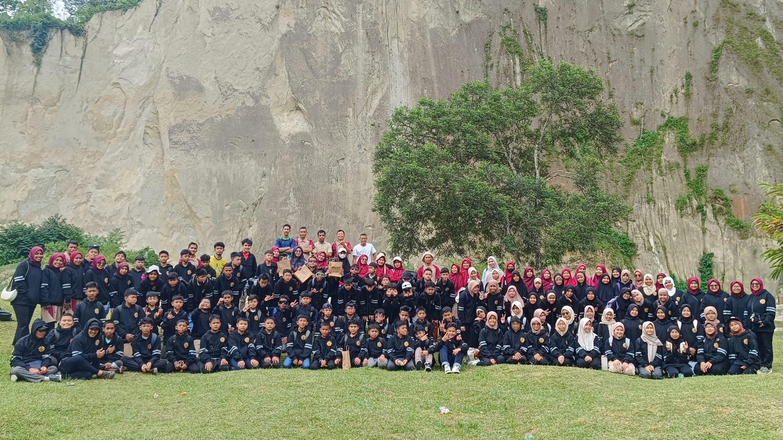 Pengumuman Kelulusan Siswa Kelas 6 Angkatan 14